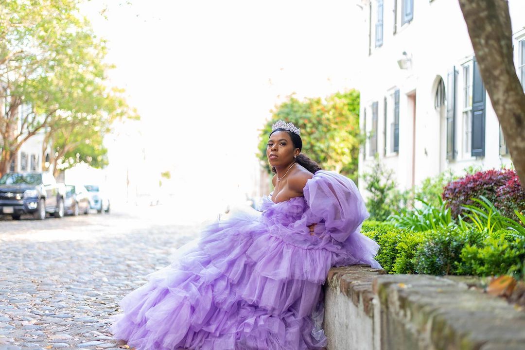 The Delessavynne (Reg + Curvy) Dress