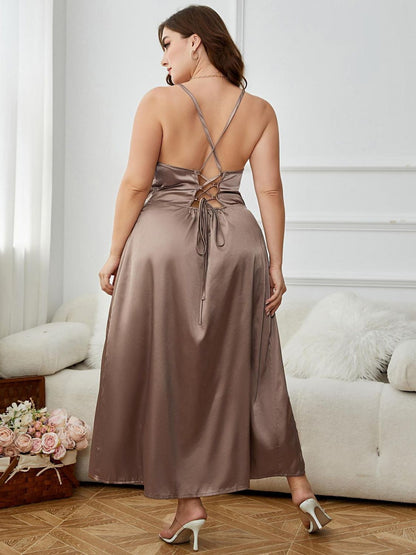 The Tiare Curvy Dress