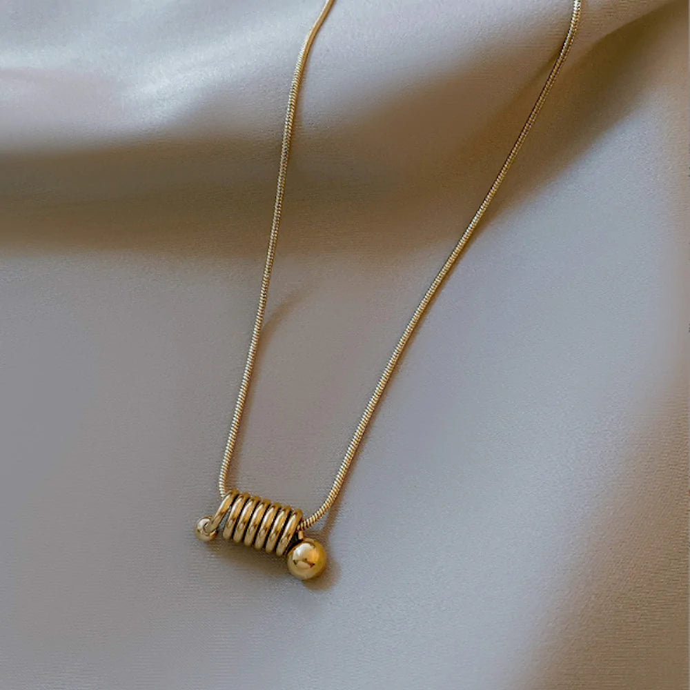 The Mini Spring Necklace