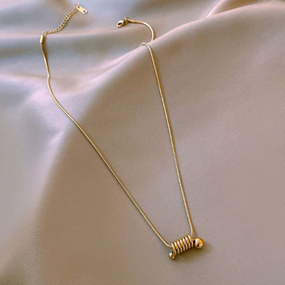 The Mini Spring Necklace